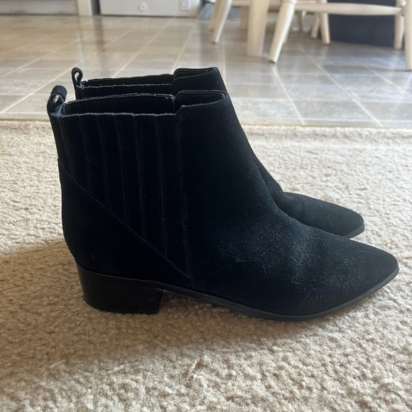 Booties - Picture 4 of 6